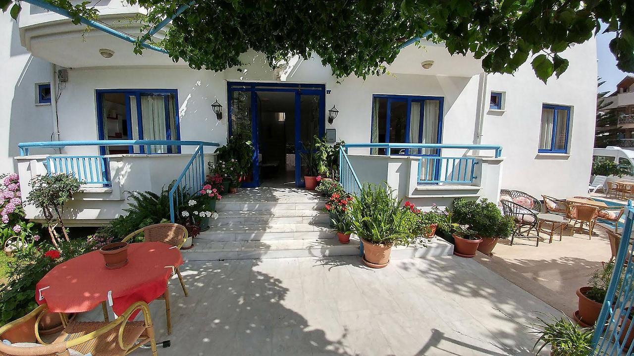 Blue Paradise Apart Апарт-готель